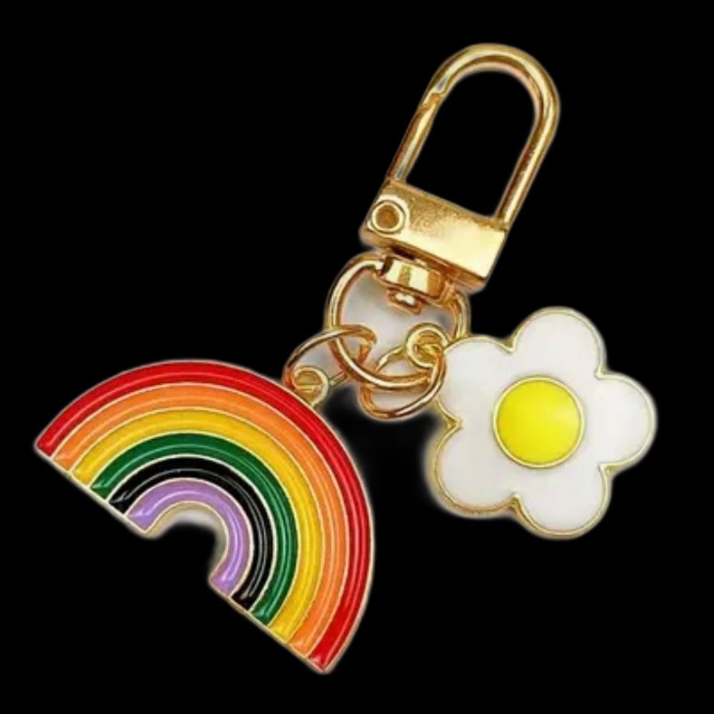 BAG CHARM Rainbow Daisy Charm Pendant Keychain Zipper Pull NIP